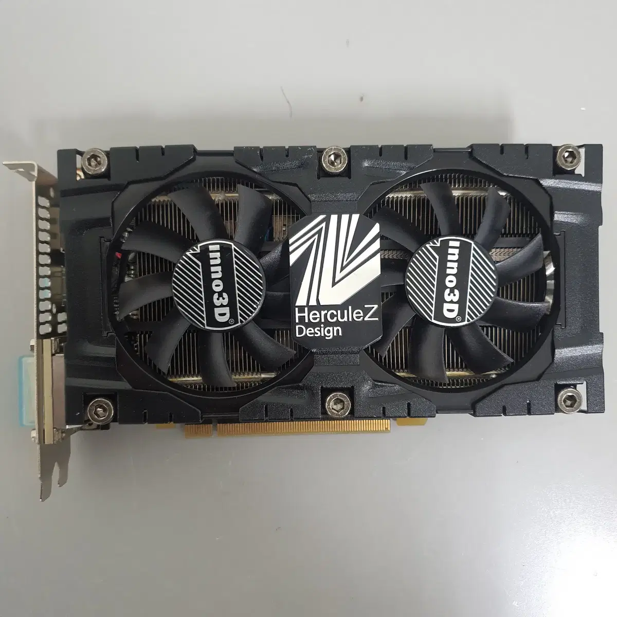 [무료배송] 중고 아이노비아 GTX760 그래픽카드 2GB